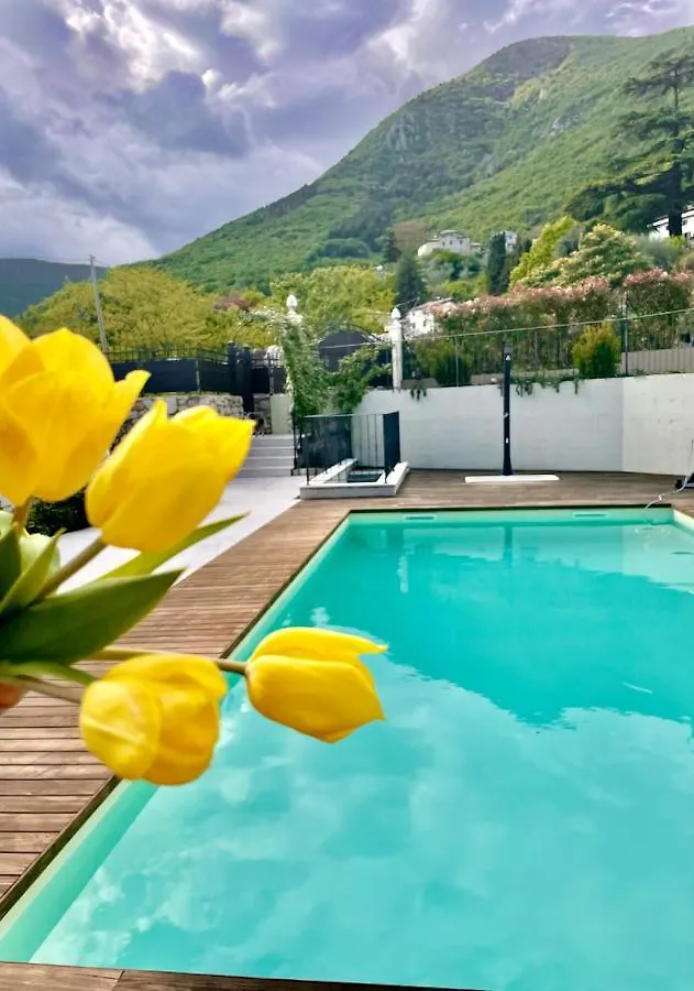 Corte Caiar Bed&Breakfast Caprino Veronese Bed and breakfast